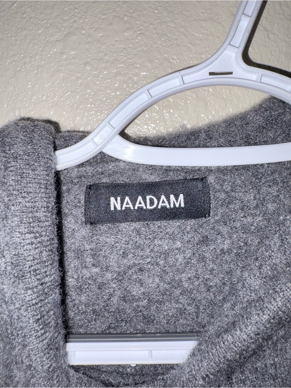 NAADAM Women's Heather Gray 100% Cashmere Hoodie Sweater - Picture 4 of 7